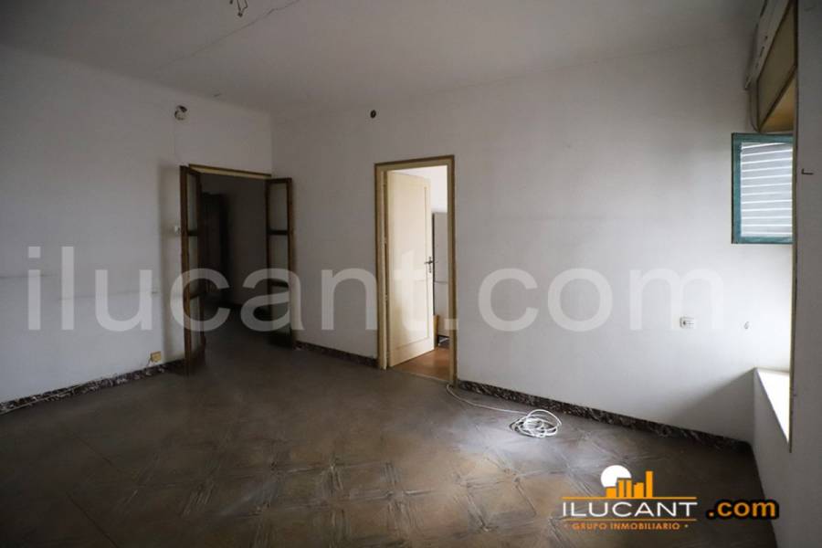 Alicante,Alicante,España,9 Bedrooms Bedrooms,Edificio,21804