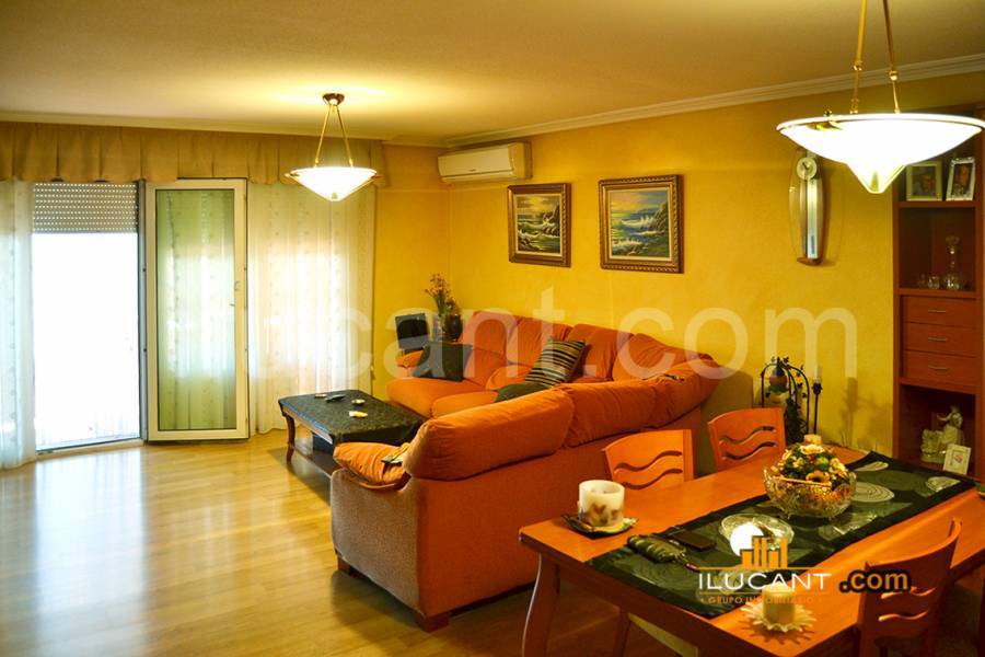 San Vicente del Raspeig,Alicante,España,4 Bedrooms Bedrooms,4 BathroomsBathrooms,Bungalow,21806