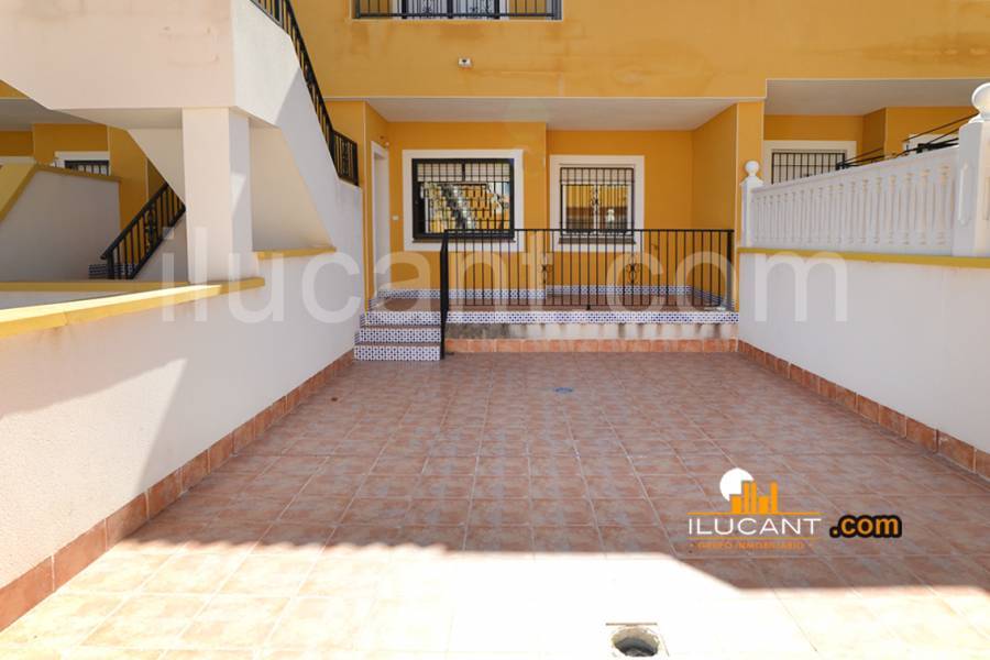 Arenales del sol,Alicante,España,2 Bedrooms Bedrooms,1 BañoBathrooms,Planta baja,21809