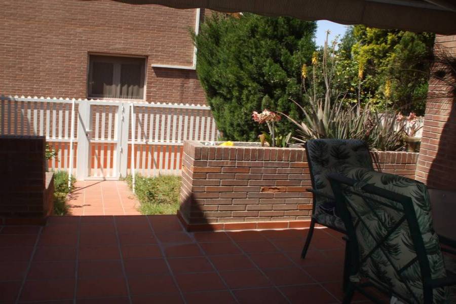 San Vicente del Raspeig,Alicante,España,5 Bedrooms Bedrooms,3 BathroomsBathrooms,Bungalow,21811