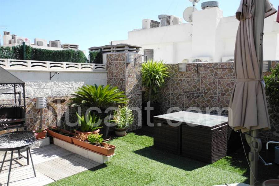 Alicante,Alicante,España,3 Bedrooms Bedrooms,2 BathroomsBathrooms,Atico,21813