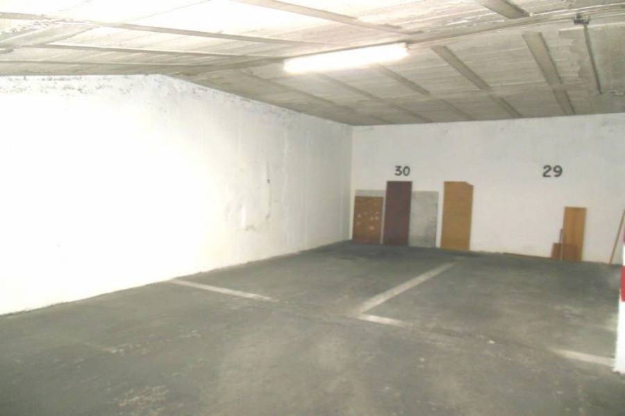 Alicante,Alicante,España,Cocheras,21815