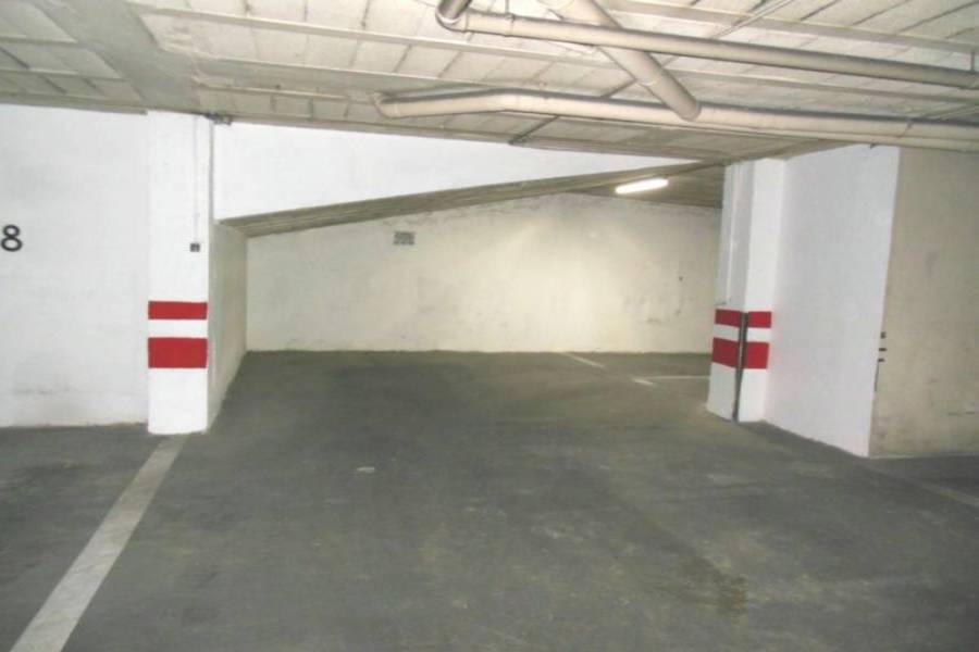 Alicante,Alicante,España,Cocheras,21815