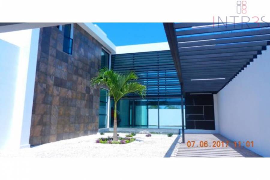 Mérida,Yucatán,México,3 Habitaciones Habitaciones,4 BañosBaños,Casas,CHOLUL,2992