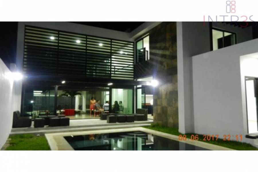 Mérida,Yucatán,México,3 Habitaciones Habitaciones,4 BañosBaños,Casas,CHOLUL,2992