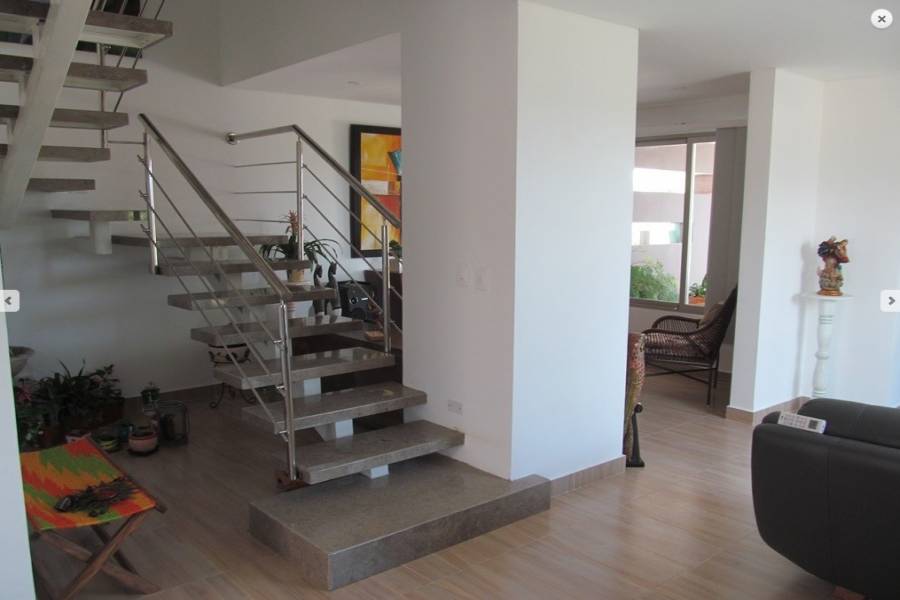Santa Marta,Magdalena,Colombia,3 Habitaciones Habitaciones,3 BañosBaños,Casas,Villa Soverato,3004