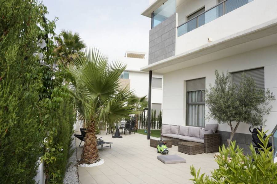 Ciudad Quesada,Alicante,España,2 Bedrooms Bedrooms,2 BathroomsBathrooms,Apartamentos,22308