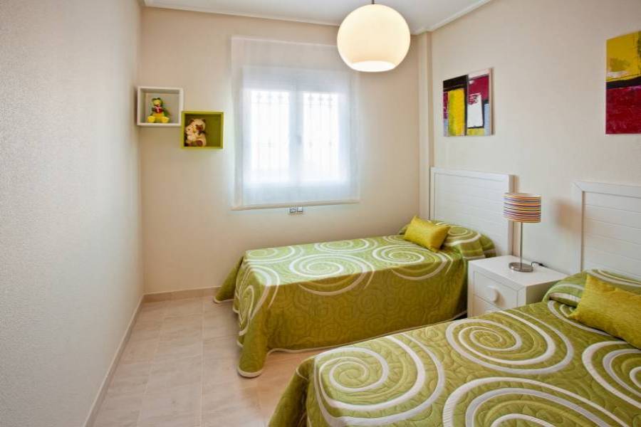 Torrevieja,Alicante,España,2 Bedrooms Bedrooms,2 BathroomsBathrooms,Apartamentos,22338
