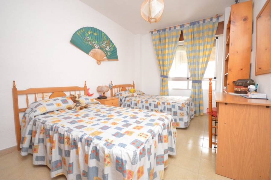 Torrevieja,Alicante,España,2 Bedrooms Bedrooms,1 BañoBathrooms,Apartamentos,22403