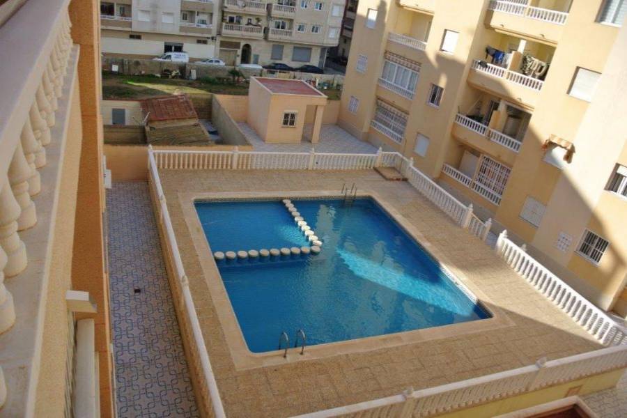 Torrevieja,Alicante,España,2 Bedrooms Bedrooms,1 BañoBathrooms,Apartamentos,22441