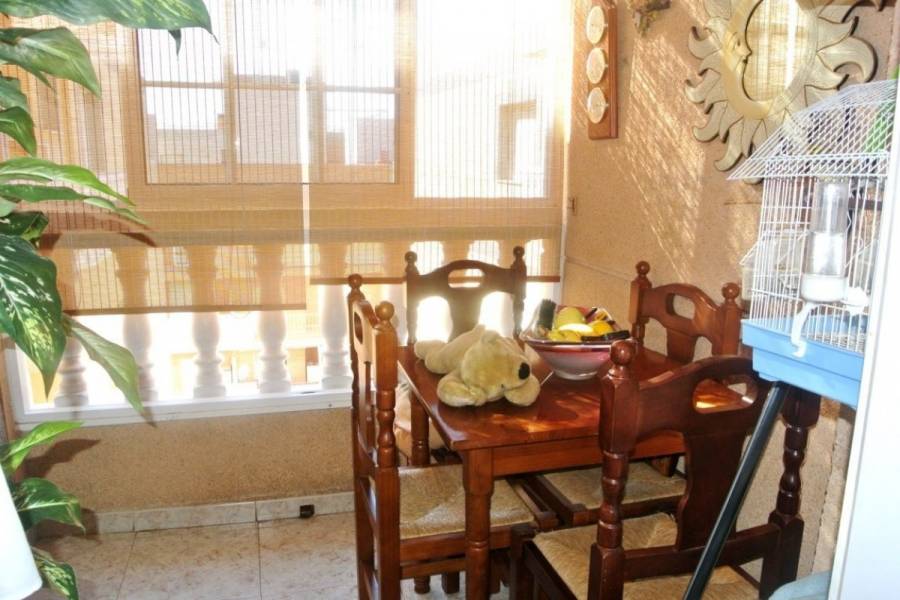 Torrevieja,Alicante,España,2 Bedrooms Bedrooms,1 BañoBathrooms,Atico,22464