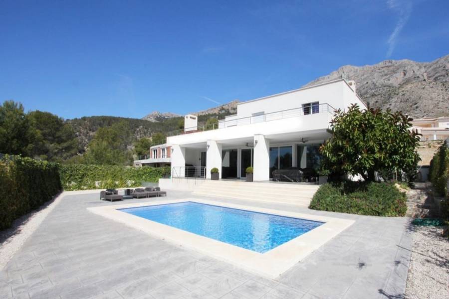 Altea,Alicante,España,5 Bedrooms Bedrooms,2 BathroomsBathrooms,Casas,22495