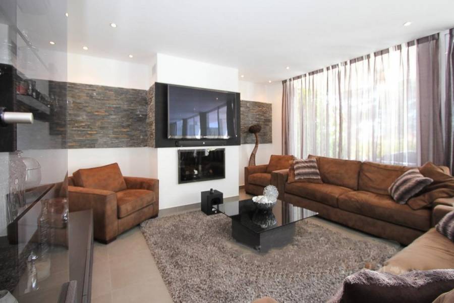 Altea,Alicante,España,5 Bedrooms Bedrooms,2 BathroomsBathrooms,Casas,22495