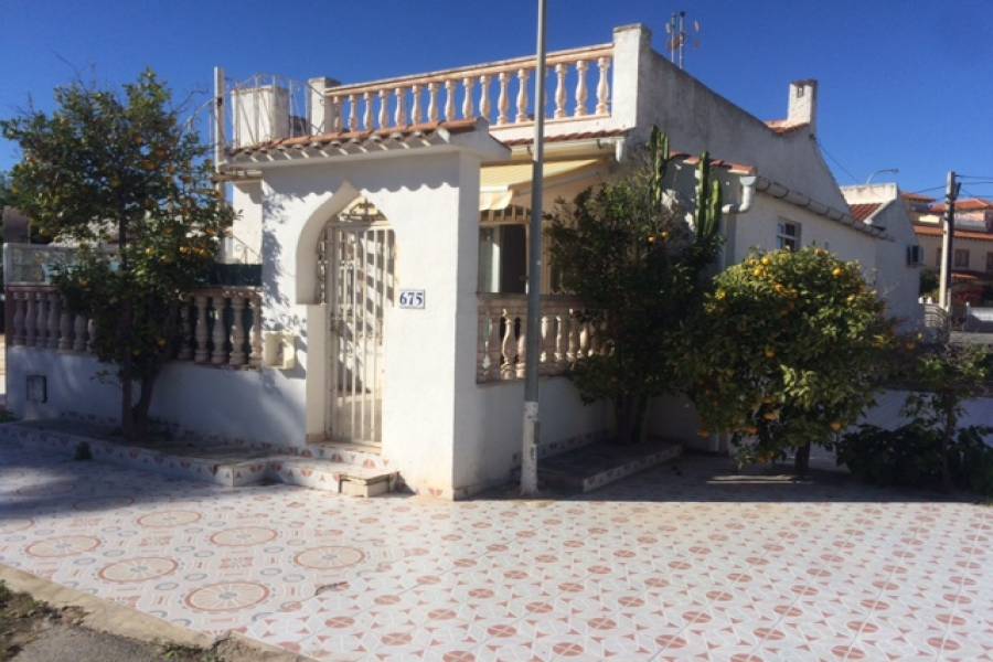 Torrevieja,Alicante,España,2 Bedrooms Bedrooms,1 BañoBathrooms,Bungalow,22514