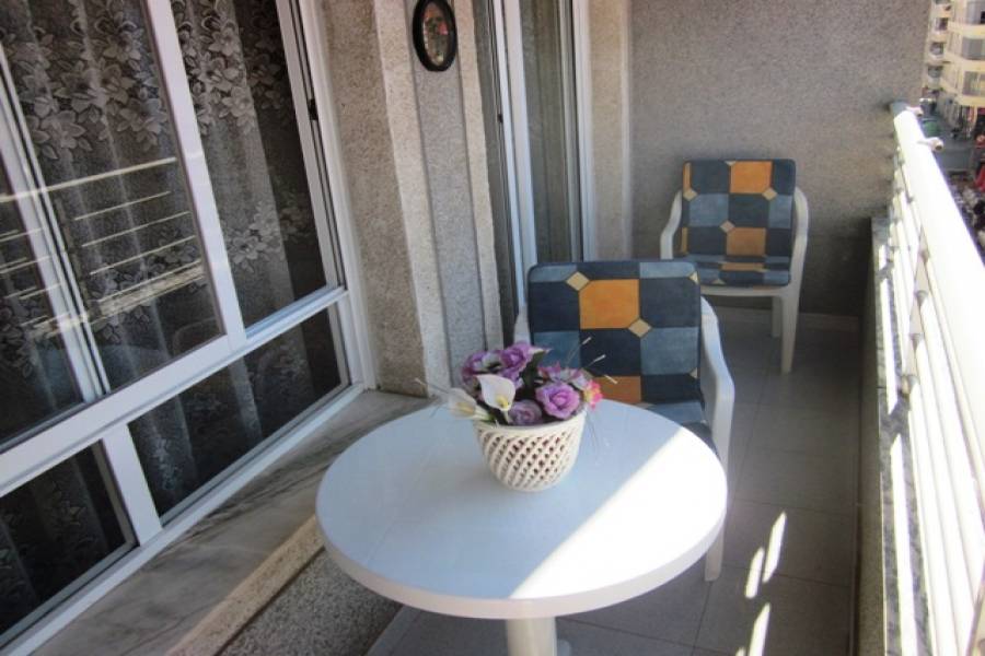 Torrevieja,Alicante,España,2 Bedrooms Bedrooms,1 BañoBathrooms,Apartamentos,22516