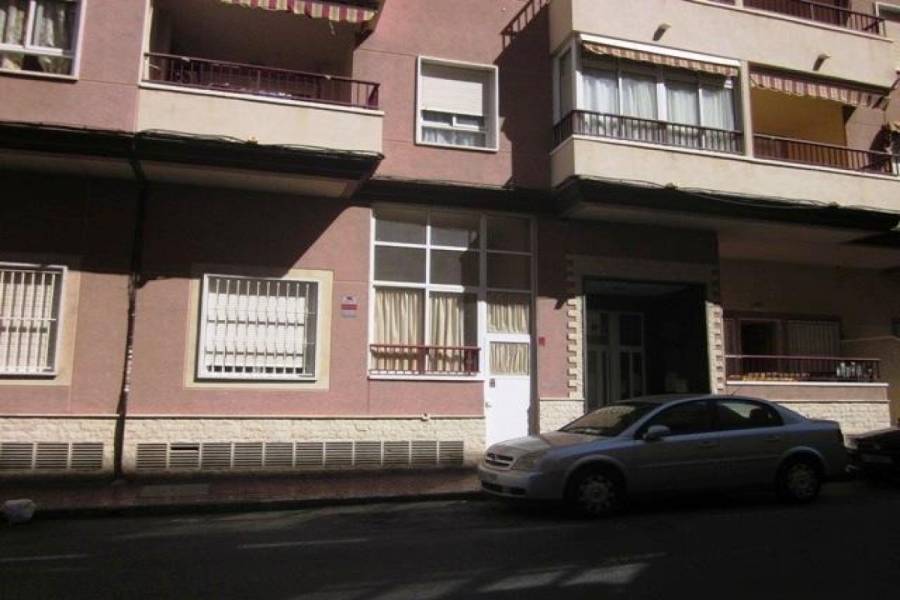 Torrevieja,Alicante,España,3 Bedrooms Bedrooms,2 BathroomsBathrooms,Planta baja,22527