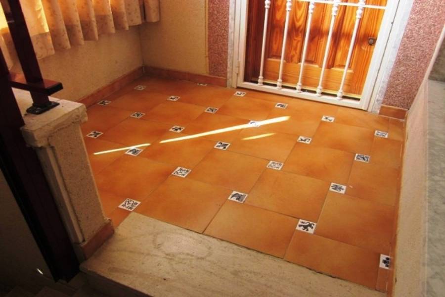 Torrevieja,Alicante,España,3 Bedrooms Bedrooms,2 BathroomsBathrooms,Planta baja,22527
