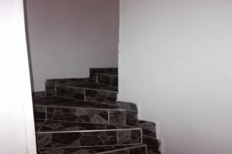 IMPERDIBLE! VER INFO...,5 Habitaciones Habitaciones,4 BañosBaños,Duplex-Triplex,3,3046