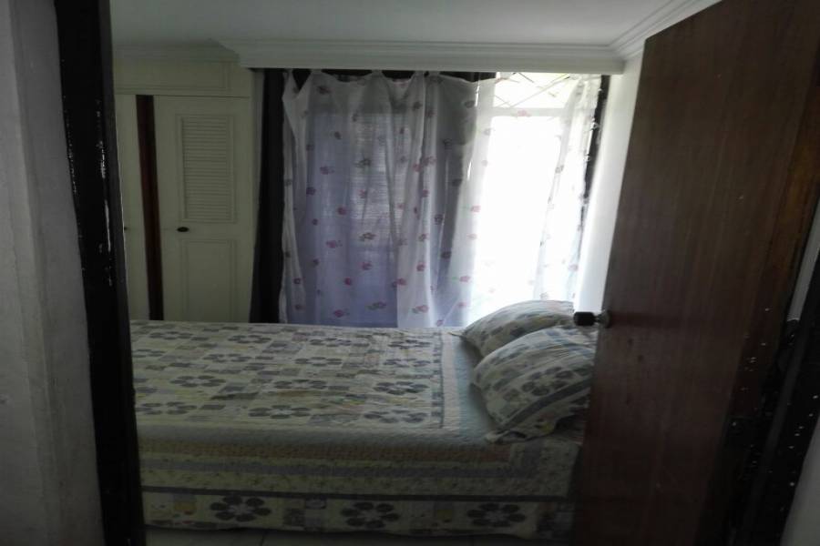 IMPERDIBLE! VER INFO...,5 Habitaciones Habitaciones,4 BañosBaños,Duplex-Triplex,3,3046