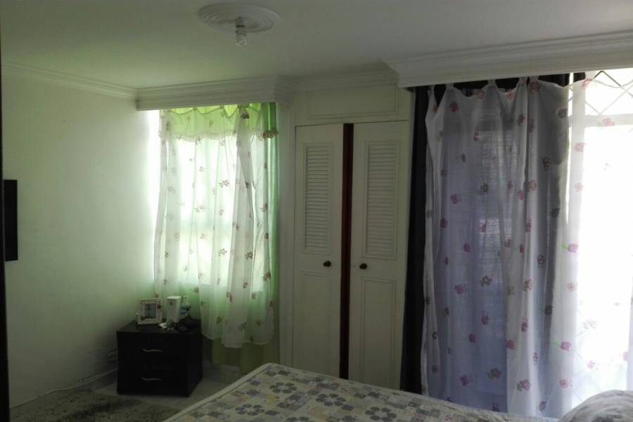 IMPERDIBLE! VER INFO...,5 Habitaciones Habitaciones,4 BañosBaños,Duplex-Triplex,3,3046