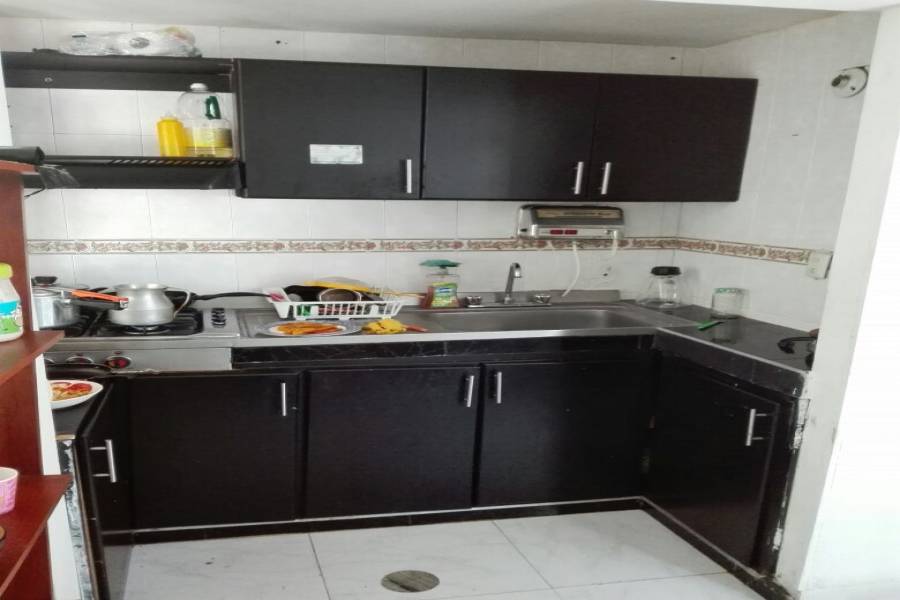 IMPERDIBLE! VER INFO...,5 Habitaciones Habitaciones,4 BañosBaños,Duplex-Triplex,3,3046