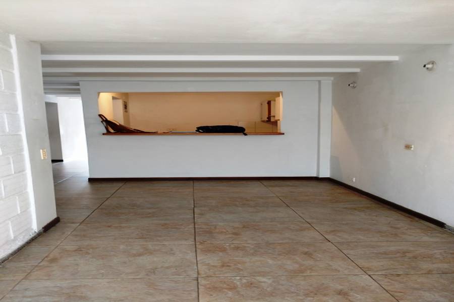 IMPERDIBLE! VER INFO...,3 Habitaciones Habitaciones,2 BañosBaños,Casas,1,3047
