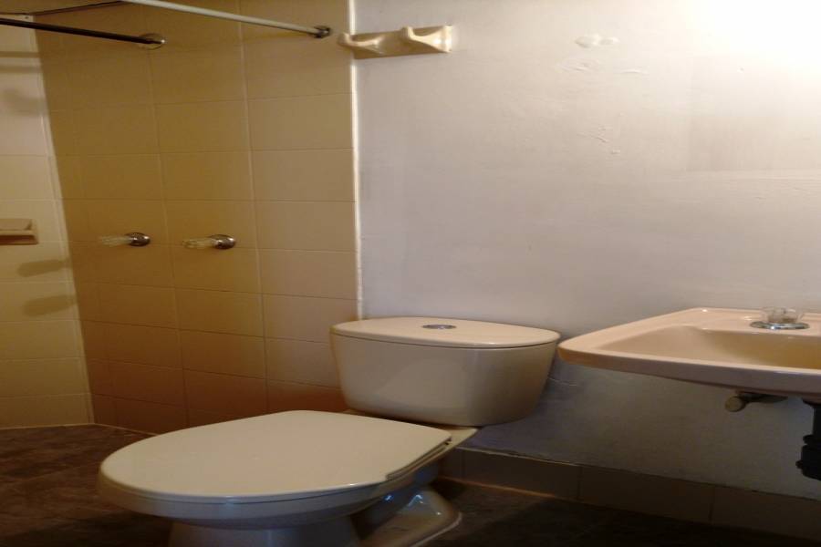 IMPERDIBLE! VER INFO...,3 Habitaciones Habitaciones,2 BañosBaños,Casas,1,3047