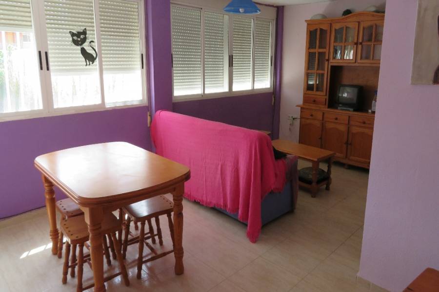 Alicante,Alicante,España,2 Bedrooms Bedrooms,1 BañoBathrooms,Planta baja,24161