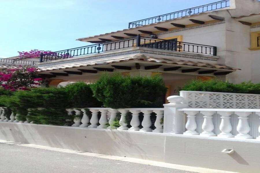Orihuela Costa,Alicante,España,3 Bedrooms Bedrooms,1 BañoBathrooms,Dúplex,24177