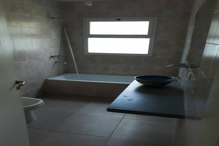 Belen de Escobar,Buenos Aires,Argentina,3 Habitaciones Habitaciones,2 BañosBaños,Casas,FINCAS DE MASCHWITZ,Islandia,15,3199