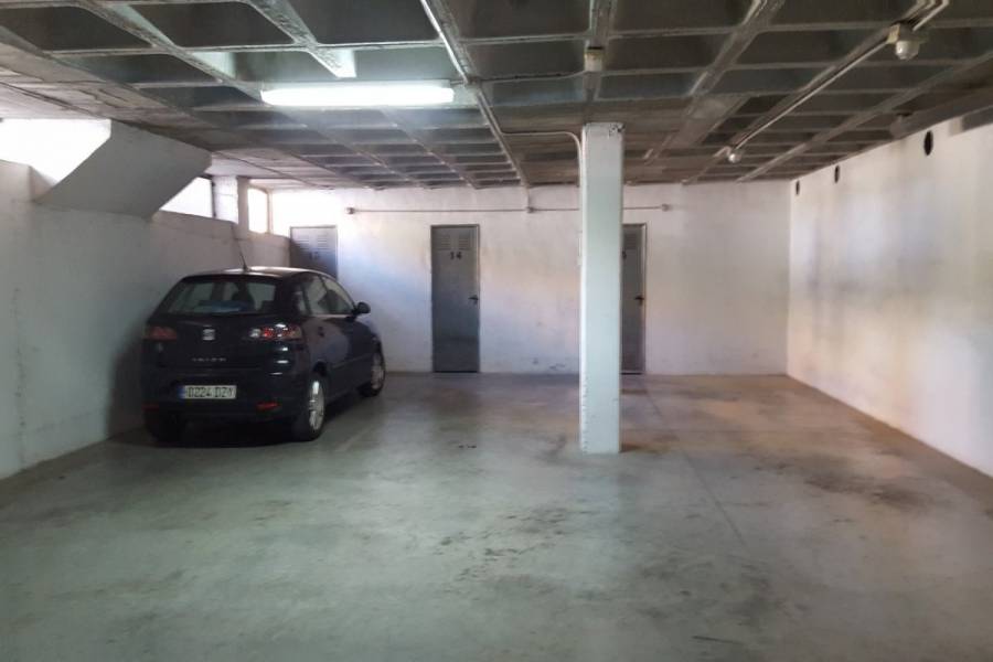 Alicante,Alicante,España,Cocheras,24196