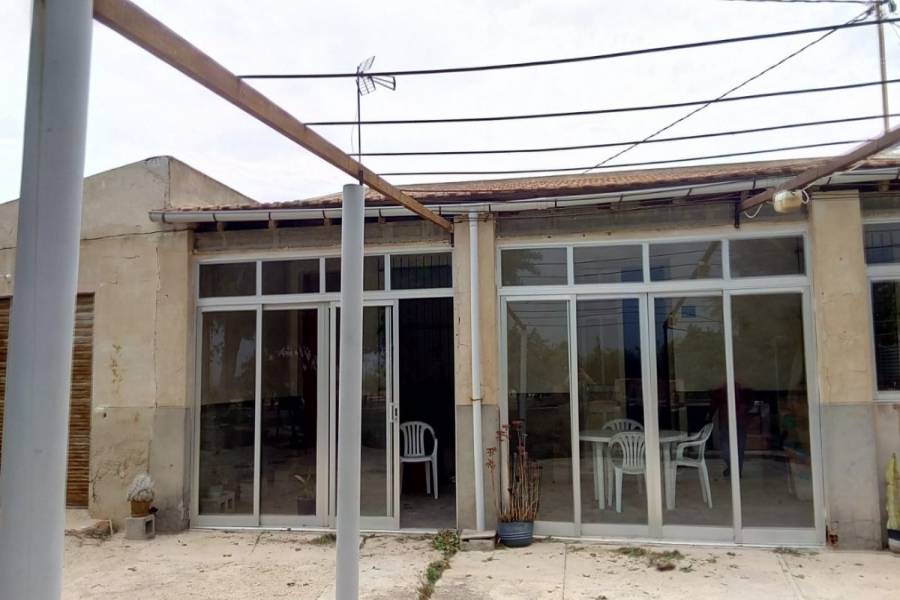 Elche,Alicante,España,4 Bedrooms Bedrooms,1 BañoBathrooms,Casas,24210
