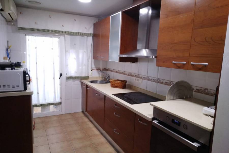 Elche,Alicante,España,4 Bedrooms Bedrooms,3 BathroomsBathrooms,Bungalow,24212