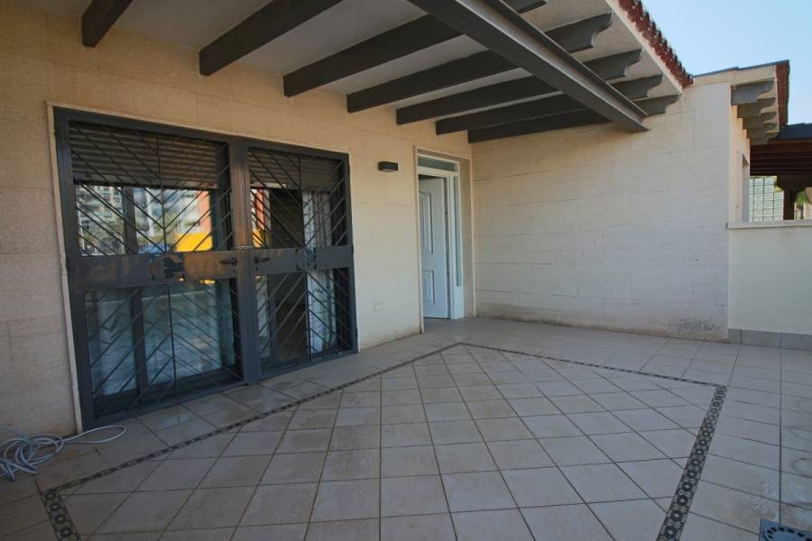 Elche,Alicante,España,4 Bedrooms Bedrooms,3 BathroomsBathrooms,Bungalow,24213
