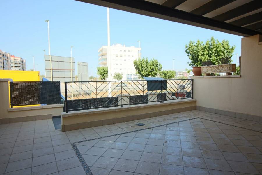 Elche,Alicante,España,4 Bedrooms Bedrooms,3 BathroomsBathrooms,Bungalow,24213
