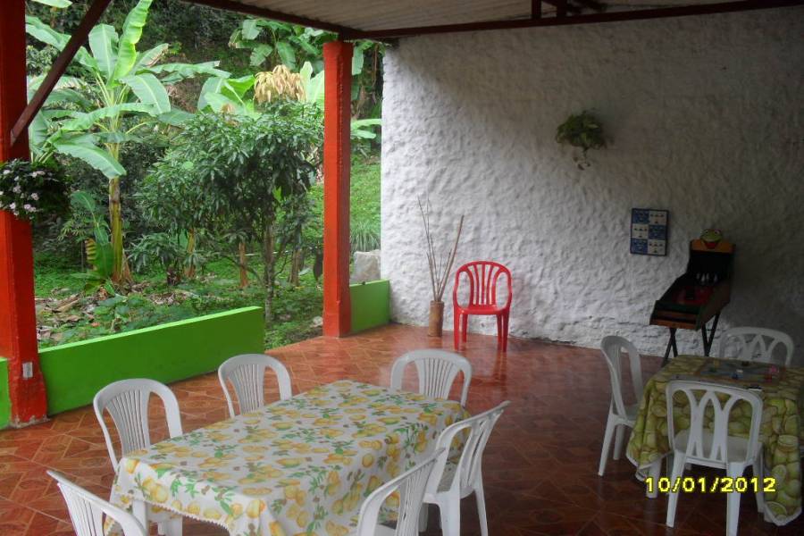 Tolima,Colombia,Campos,Villa del Bosque,Calle 143 cra 43,1,3203