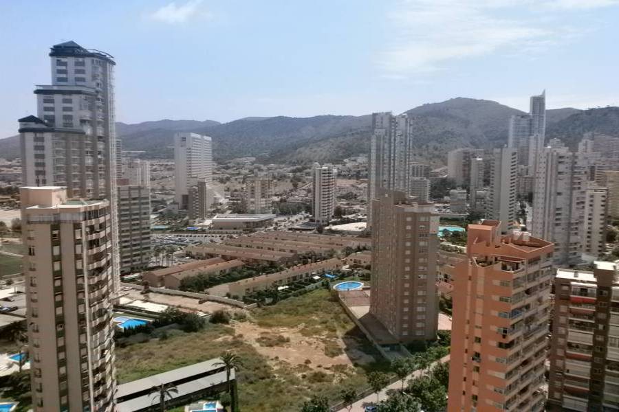 Benidorm,Alicante,España,3 Bedrooms Bedrooms,1 BañoBathrooms,Apartamentos,24240