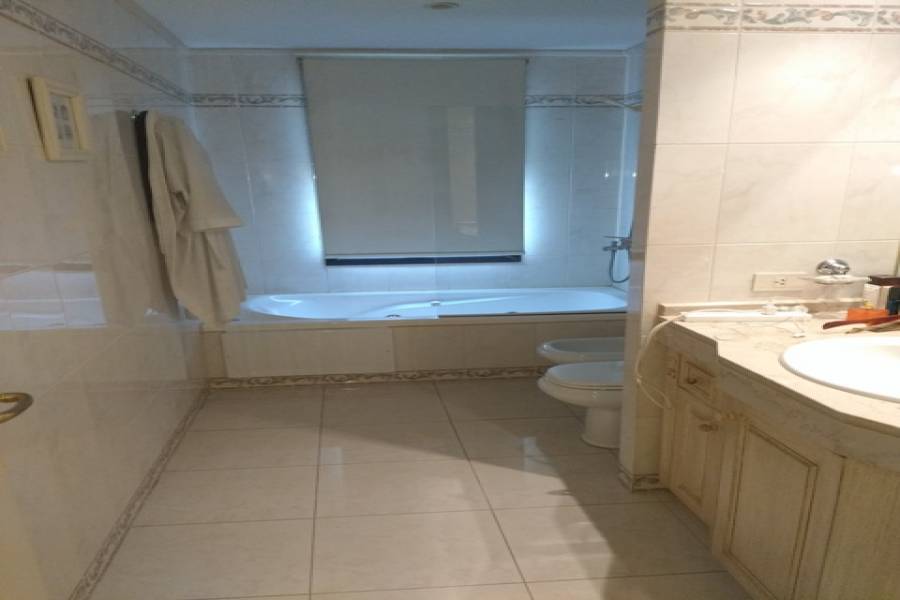 IMPERDIBLE! VEA MAS INFO...,3 Habitaciones Habitaciones,3 BañosBaños,Departamentos,palermo park,Juncal,3,1216