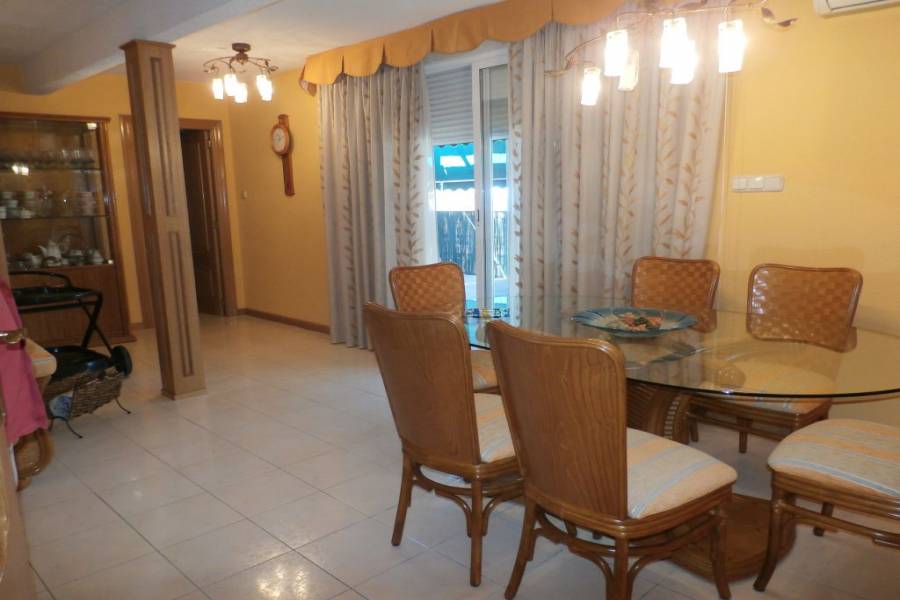 Benidorm,Alicante,España,4 Bedrooms Bedrooms,2 BathroomsBathrooms,Atico,24272