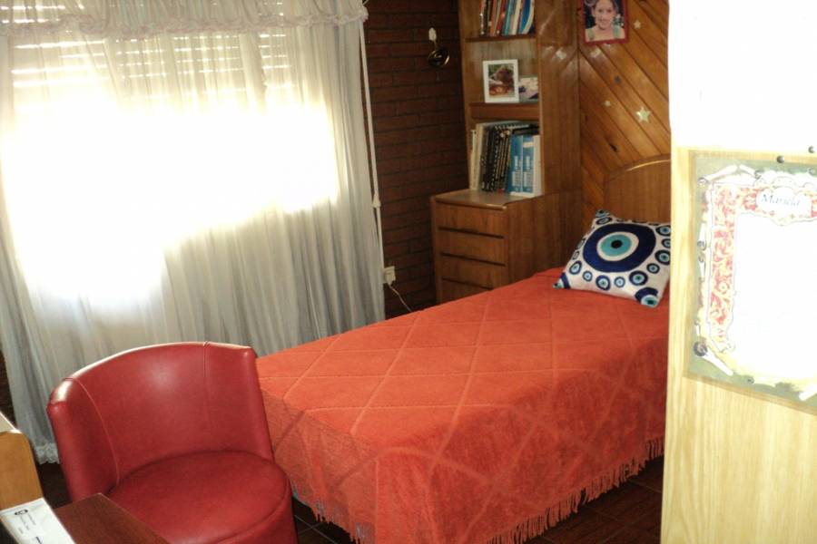 Aldo Bonzi,Buenos Aires,Argentina,1 BañoBaños,Casas,Campion,3210