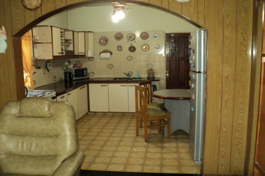 Aldo Bonzi,Buenos Aires,Argentina,1 BañoBaños,Casas,Campion,3210