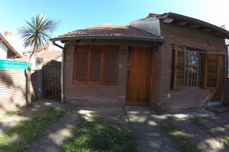 San Bernardo Del Tuyu,Buenos Aires,3 Habitaciones Habitaciones,2 BañosBaños,Casas,Santiago del Estero,1217