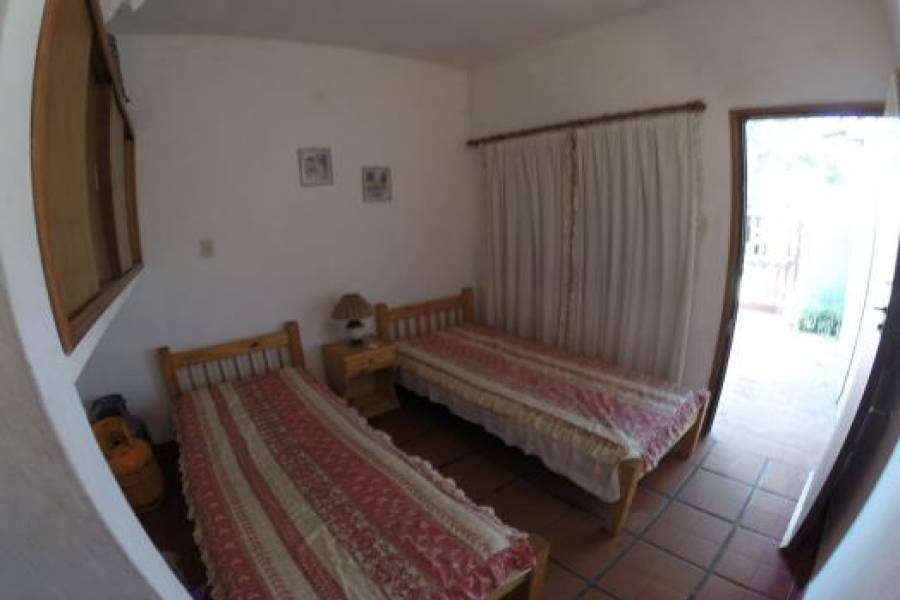 San Bernardo Del Tuyu,Buenos Aires,3 Habitaciones Habitaciones,2 BañosBaños,Casas,Santiago del Estero,1217