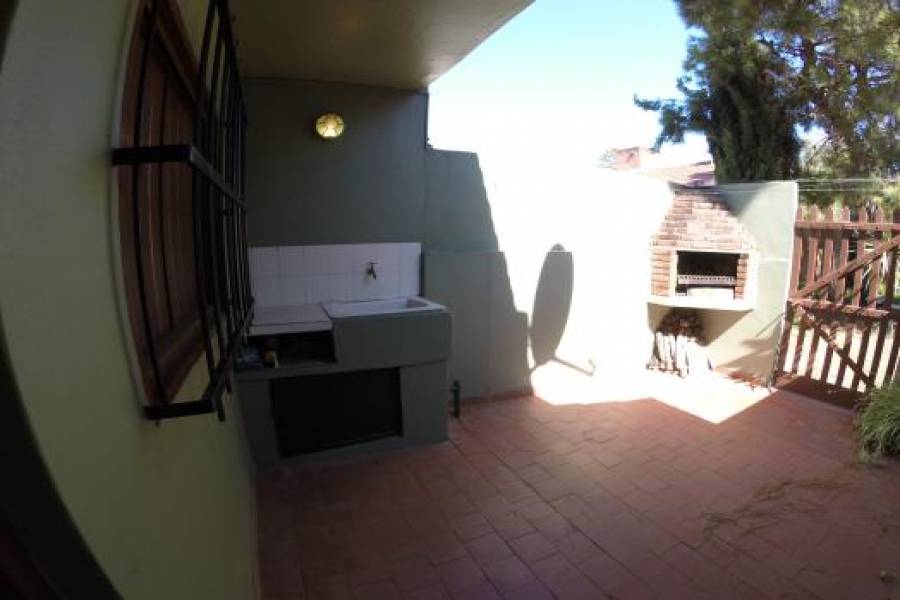 San Bernardo Del Tuyu,Buenos Aires,3 Habitaciones Habitaciones,2 BañosBaños,Casas,Santiago del Estero,1217