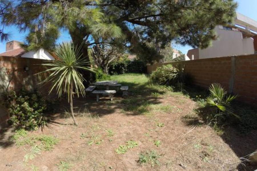 San Bernardo Del Tuyu,Buenos Aires,3 Habitaciones Habitaciones,2 BañosBaños,Casas,Santiago del Estero,1217