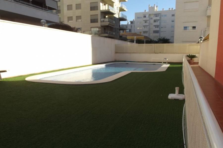 Elche,Alicante,España,4 Bedrooms Bedrooms,2 BathroomsBathrooms,Adosada,24368