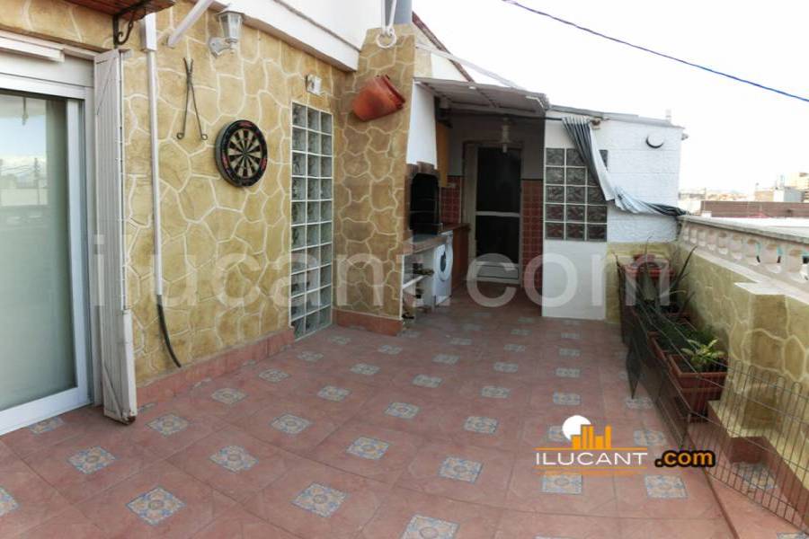 Alicante,Alicante,España,4 Bedrooms Bedrooms,2 BathroomsBathrooms,Atico,24381