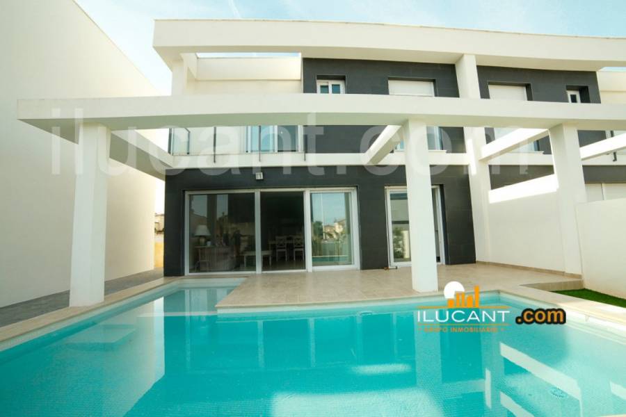 Gran alacant,Alicante,España,2 Bedrooms Bedrooms,Bungalow,24402