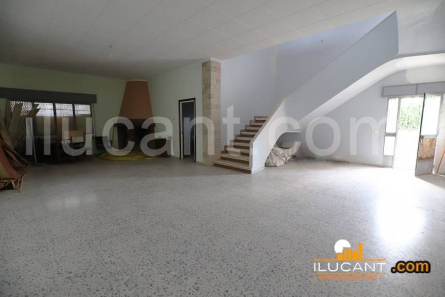 Mutxamel,Alicante,España,5 Bedrooms Bedrooms,3 BathroomsBathrooms,Casas,24407