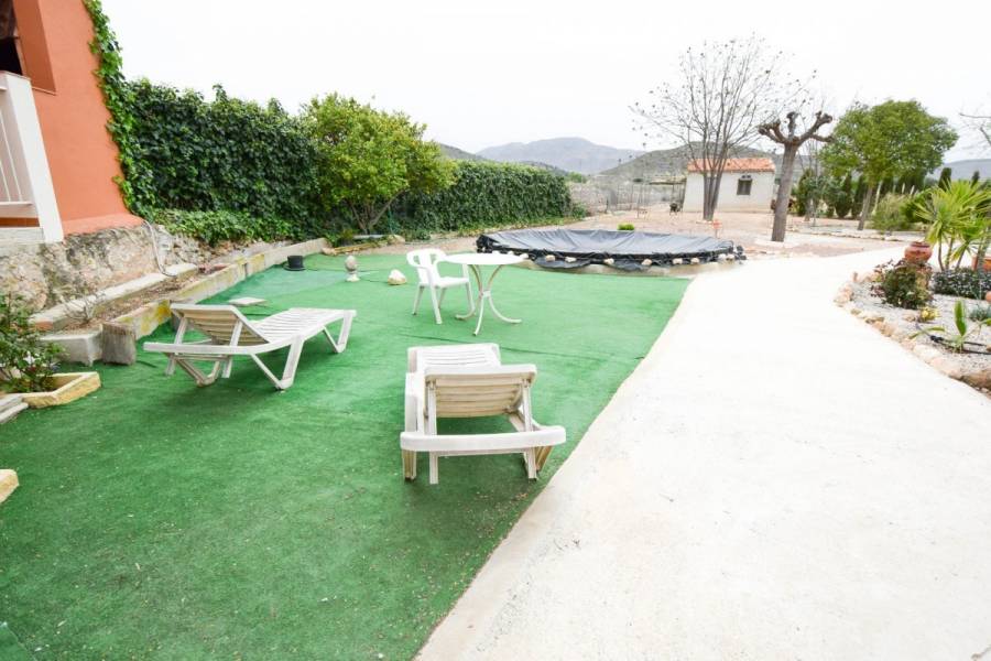 Hondón de las Nieves,Alicante,España,3 Bedrooms Bedrooms,1 BañoBathrooms,Casas,24422